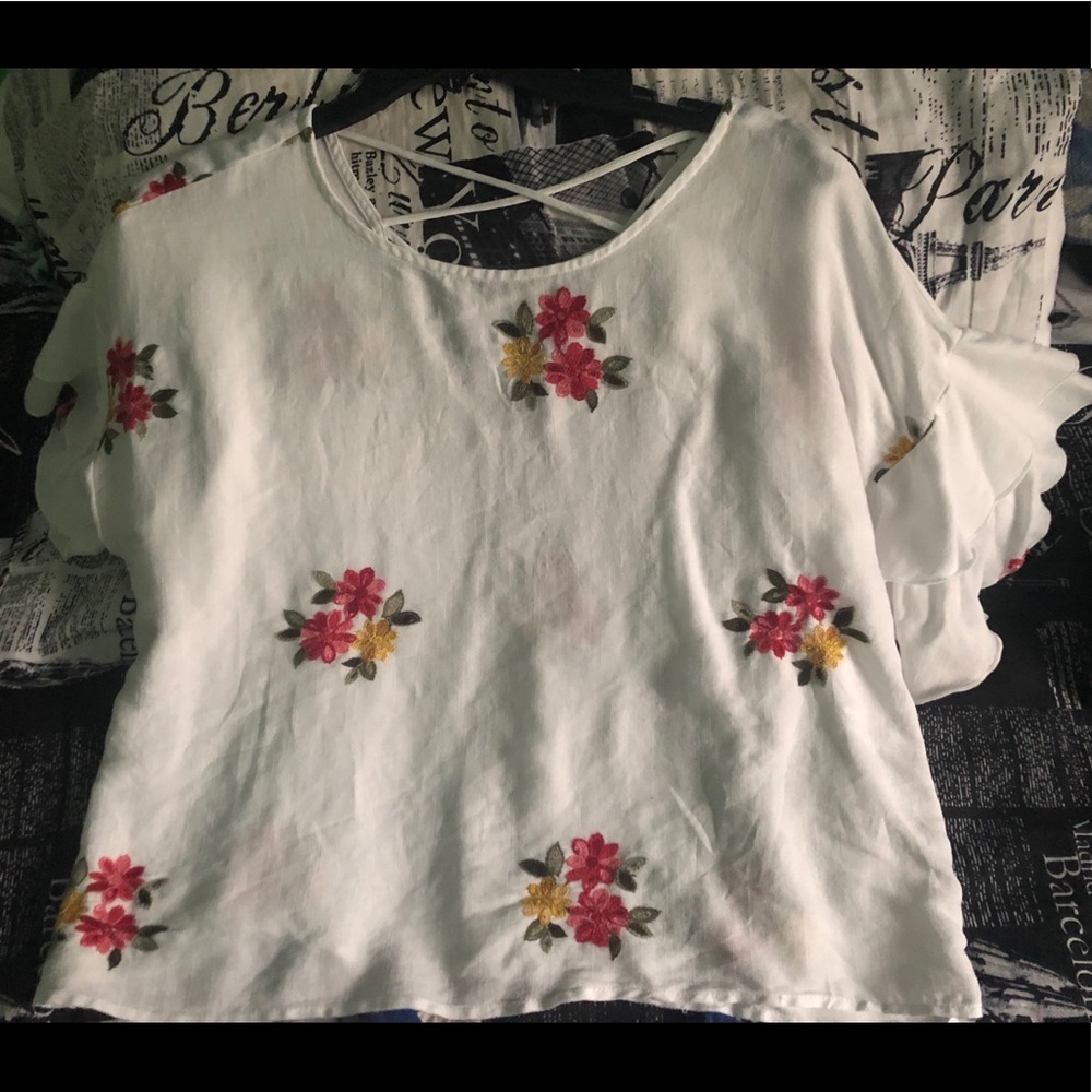 Flower blouse - Picture 2 of 3
